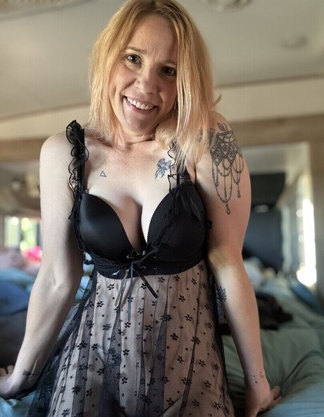 Shiny Cock Films erotische exklusive bilder