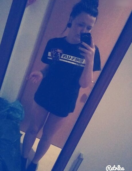 Laura Knoblauch xxx pornografische bild