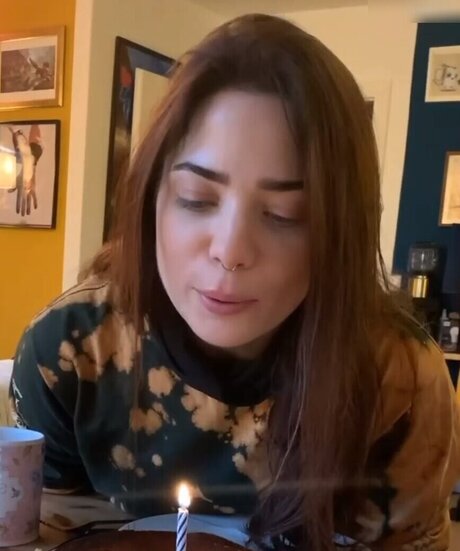 tan onlyfans freie kunst foto