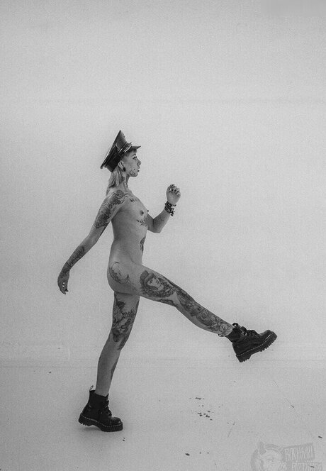 miicky3 0 kunst xxx galerie