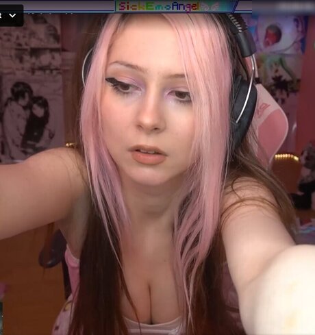 sickEmoAngel model heiße fotos