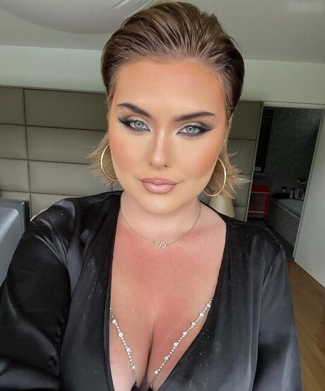 JohannaMuellner pornostar akt fotos