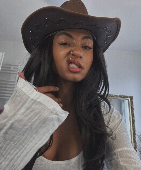 Shaggy Baggy hübsche xxx bilder