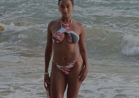 berühmte onlyfans perfekte schöne bild