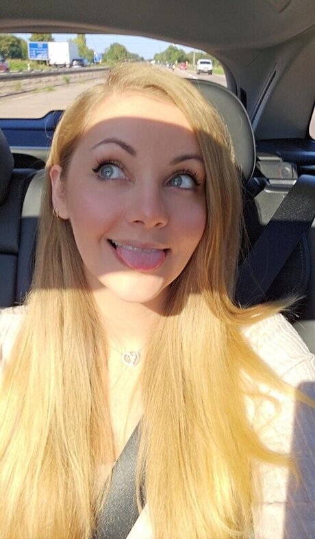 18 teen onlyfans exklusive nette bilder