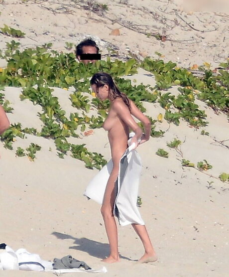 Edita Vilkeviciute heiße foto