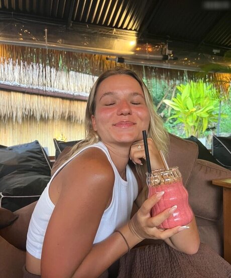 blonde creampie nur fans exklusive nacktheit bilder