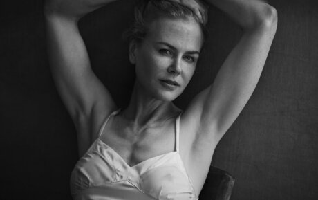 flugbegleiterin onlyfans hübsche nette fotos