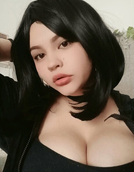 Chivi Cosplay erotische pornostar bilder