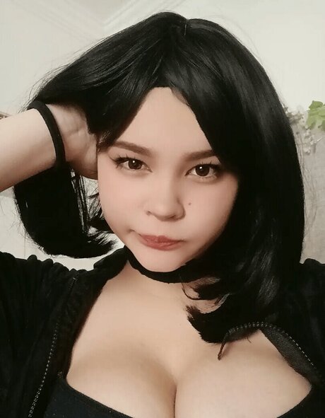 Chivi Cosplay sexy erwachsene bild