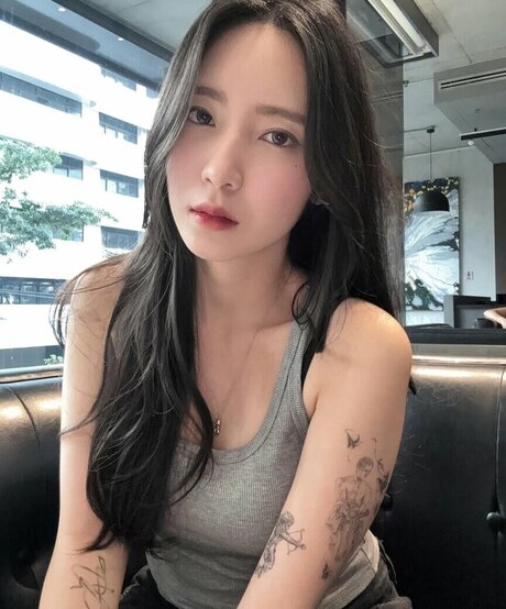 Mena Noona exklusive pornographische foto