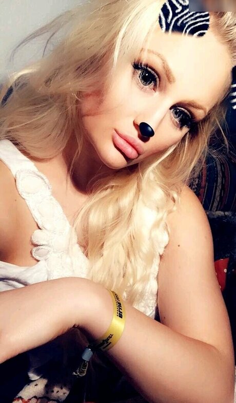 asmr ginger onlyfans nackt hübsche foto