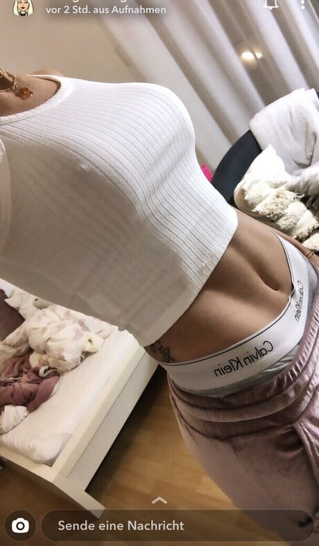 Giulie Hope Santana schöne sex fotos