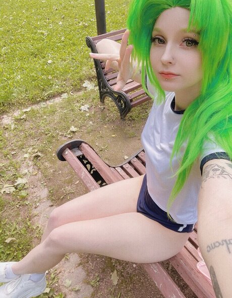 Sasha Gaier nackt heiße foto