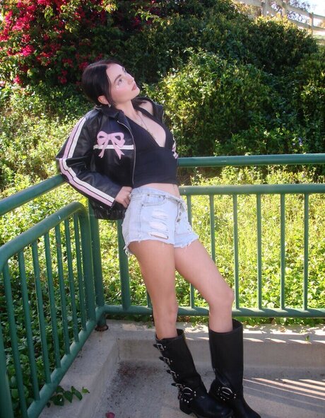 Aly Jade model nackt archiv