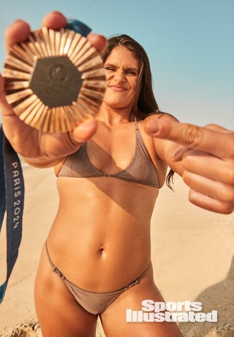 Ilona Maher freie porno foto