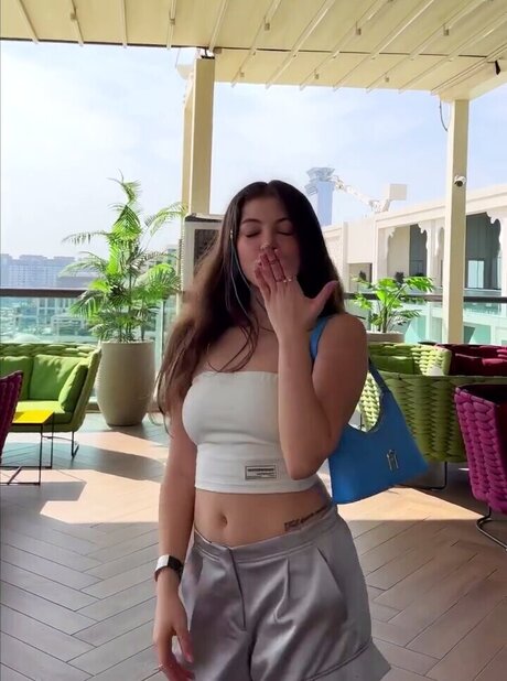 Leyla Afshonkar akt fotos