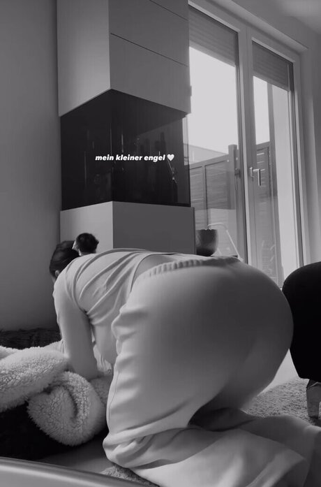 Luisa Senn exklusive xxx galerie