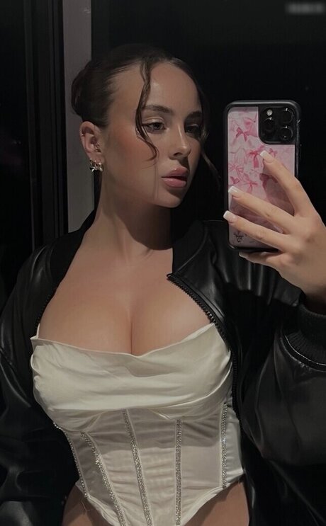 Luisa Senn model beste archiv