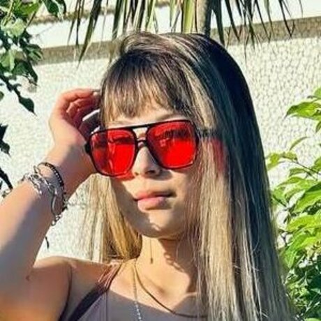 asiatische strumpfhosen onlyfans erotische bild