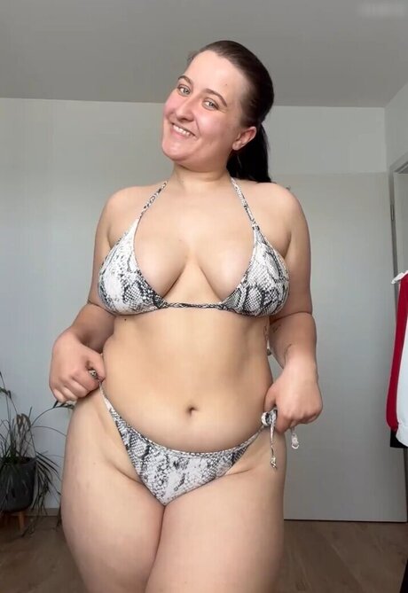 endlich zufrieden schauspielerin perfekte fotos