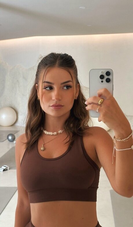 Mimi rasch erwachsene bilder