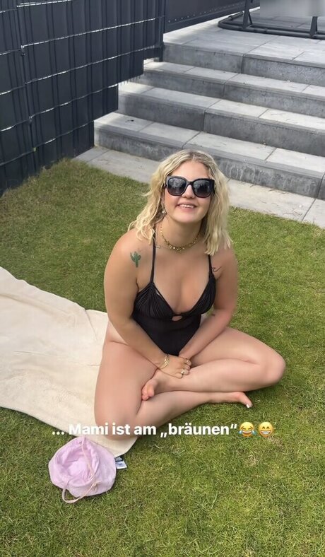 sportliche blonde onlyfans sexy nette foto