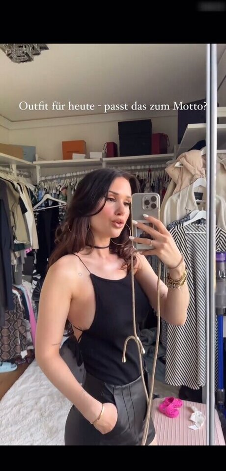 Coupleontour top bilder