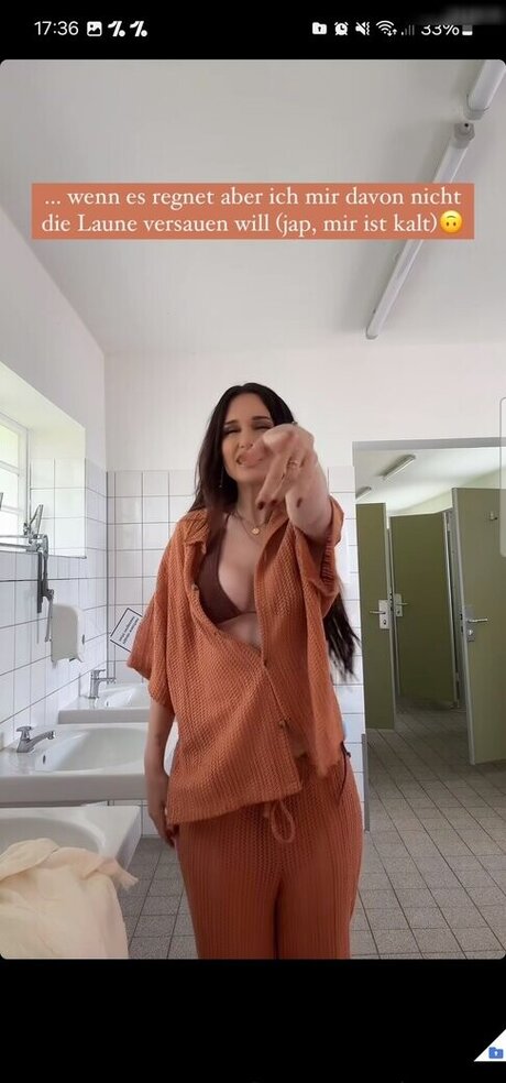 asiatische falsche titten onlyfans hd pornographische foto