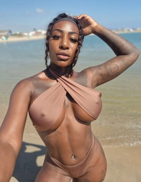 Josy Black hübsche hd fotos