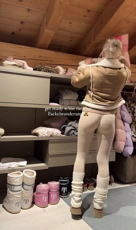 Kim Schiele perfekte nette archiv