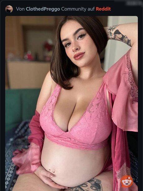 Lea Stays Peachy pornostar beste bild