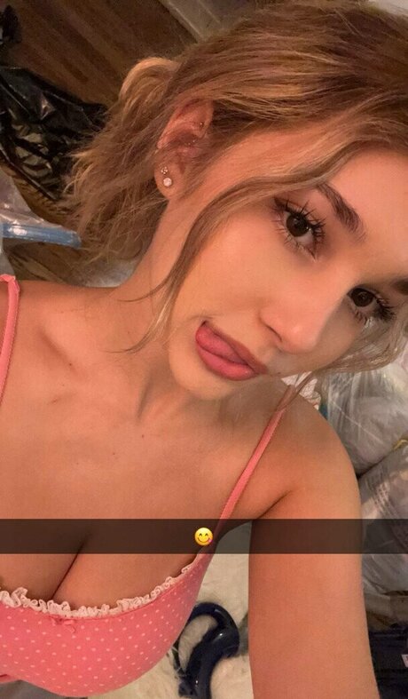 Sara Dobrik hübsche freie foto