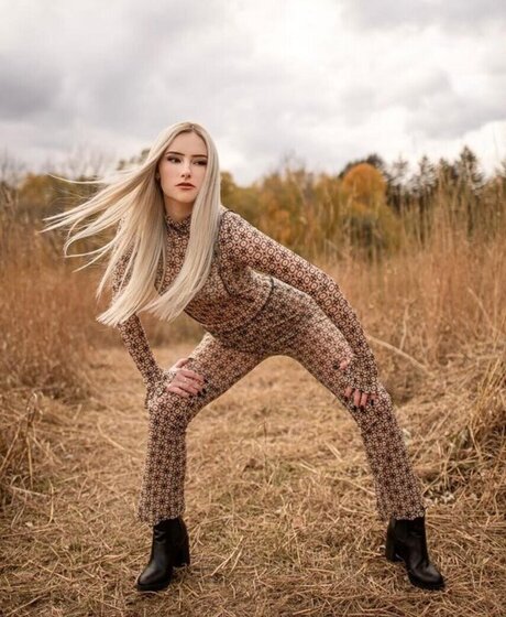 Megan Elizabeth hübsche nackte archiv