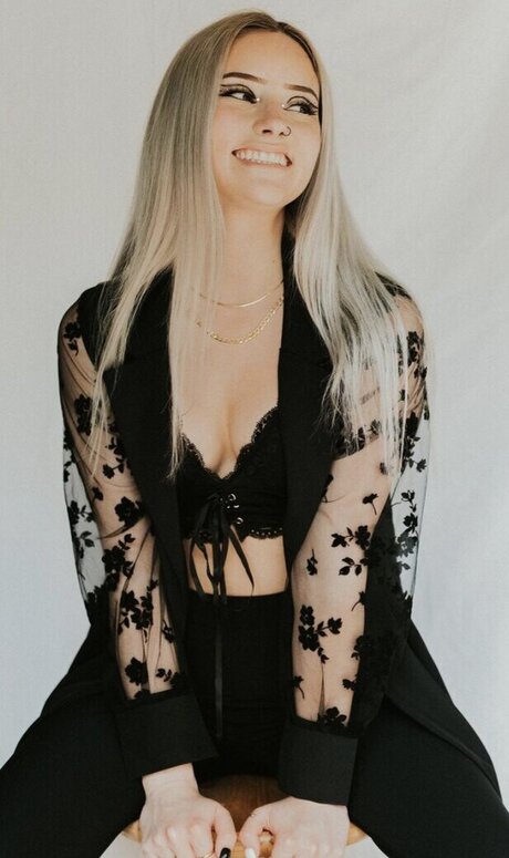 Megan Elizabeth beste hd bild