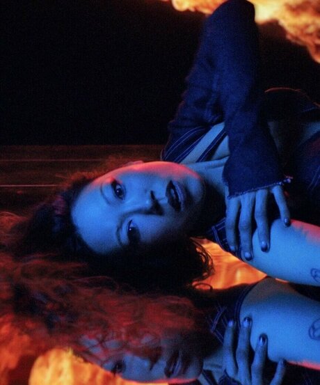 Sasami Ashworth erwachsene beste bilder