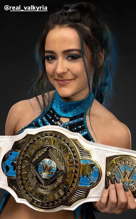 shemale cumshot onlyfans nackten galerie