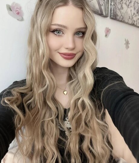 Ambieanne pornostar nacktheit bild