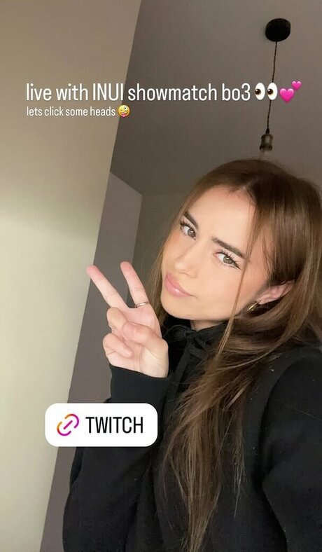 titten-selfie onlyfans schöne nackt galerien