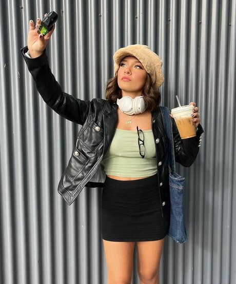 Sophie Michelle erotische kostenlose fotos