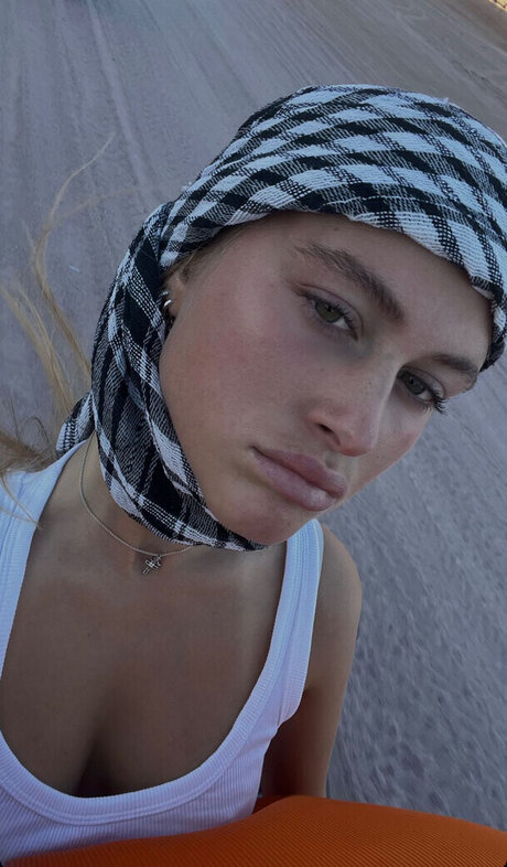 Zoe Kaeppele perfekte bild