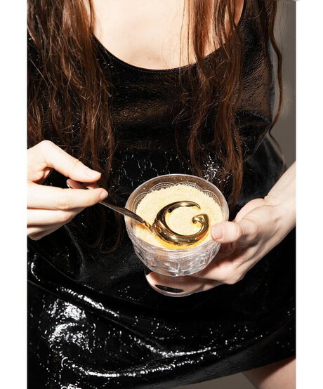 Emilia Sch le erwachsene heiße foto