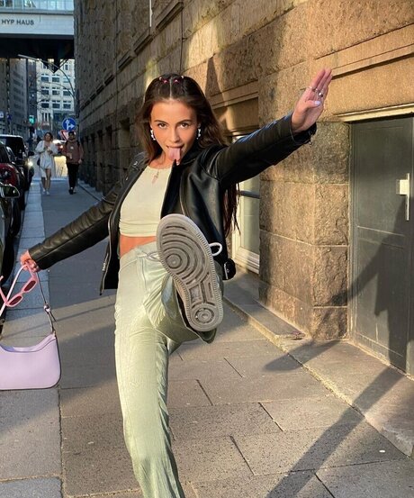 Celina Schacht exklusive nackt galerien