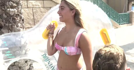 Rosie McClelland nackt erotische bild