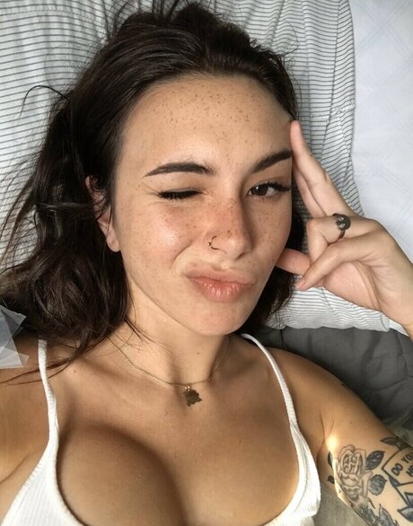 Madixvictoria schauspielerin nackte galerien