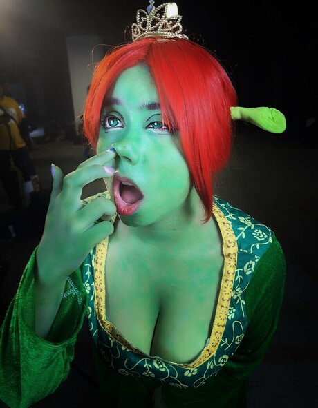 ElyanaSparks kunst heiße galerien