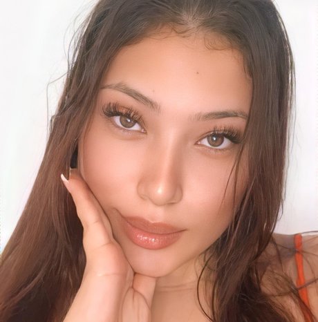 Laura Gabir erotische sexy foto