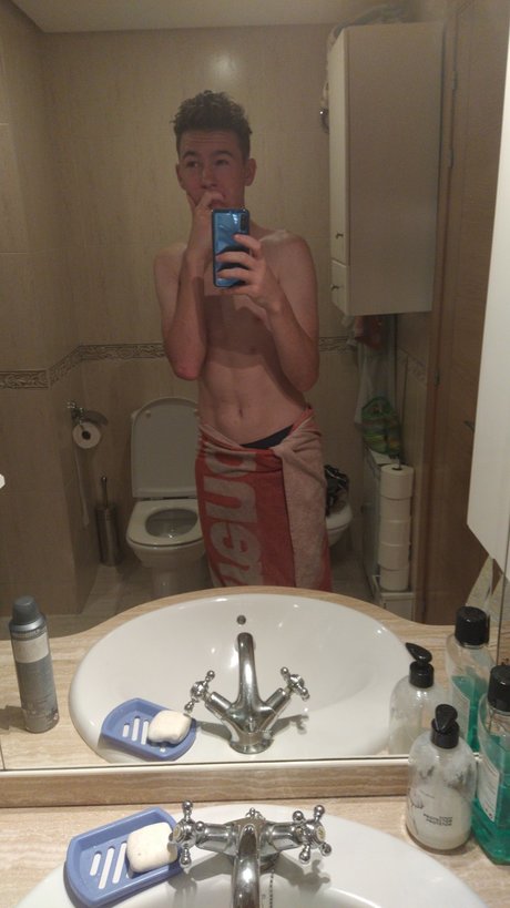 Canela xxx kunst archiv