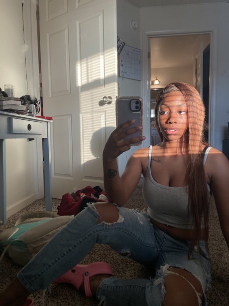 Lai model pornographische foto