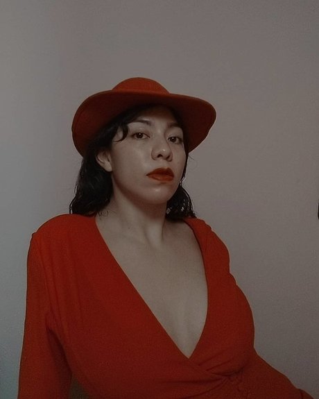 elisabetha riloz erwachsene nackten bilder